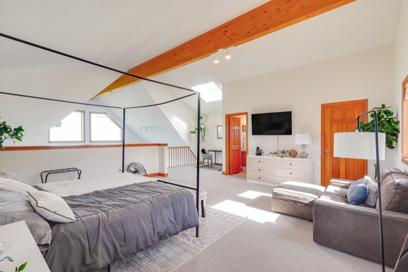 Light and Airy Bedroom