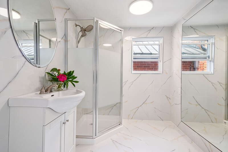 Glossy Marble Bathroom Interior