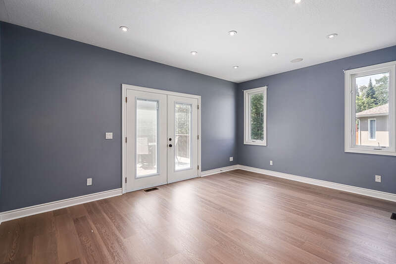 Vacant Room ready to be staged virtually